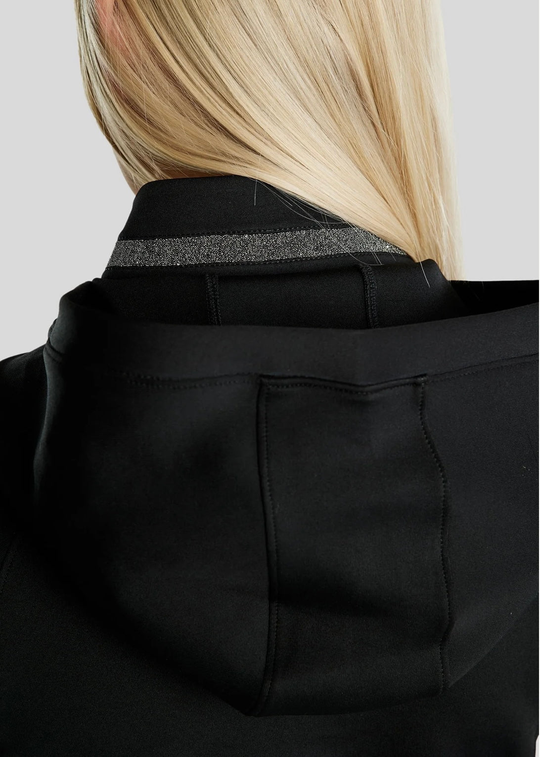 MoGaia Jacket w. Gun Metal Caviar Tape - Black