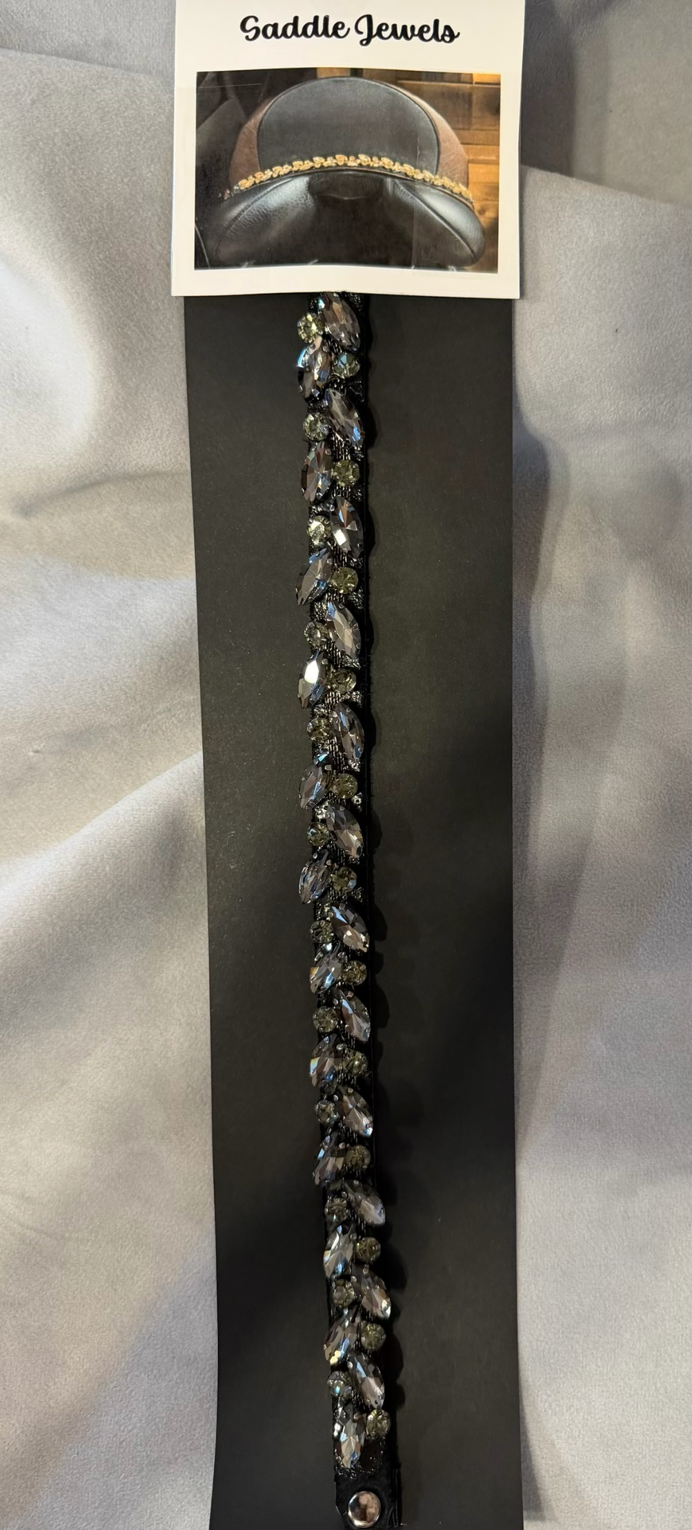 Graphite Gray Clear Saddle Bling