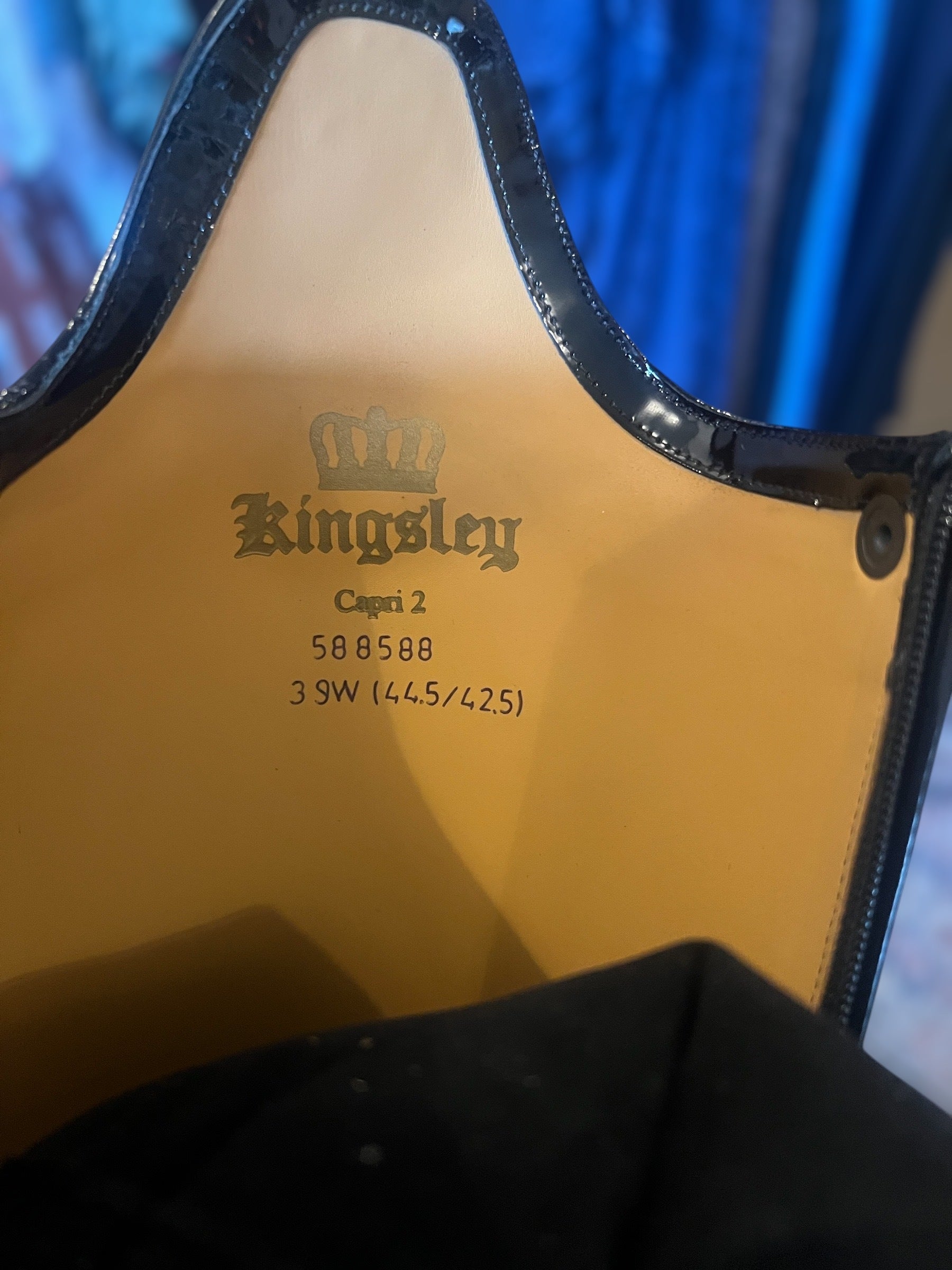 Kingsley Capri 2 Brushed Black 39W 44.5/42.5