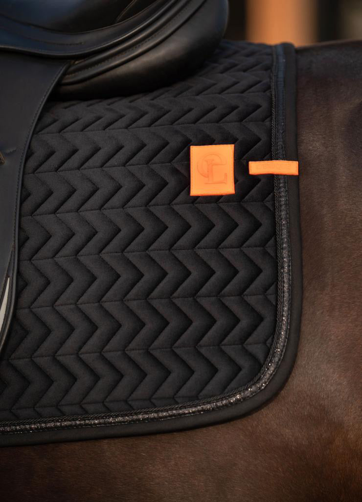 L'EVIQUE DRESSAGE PAD ZIRA- BLACK/ORANGE FULL SIZE