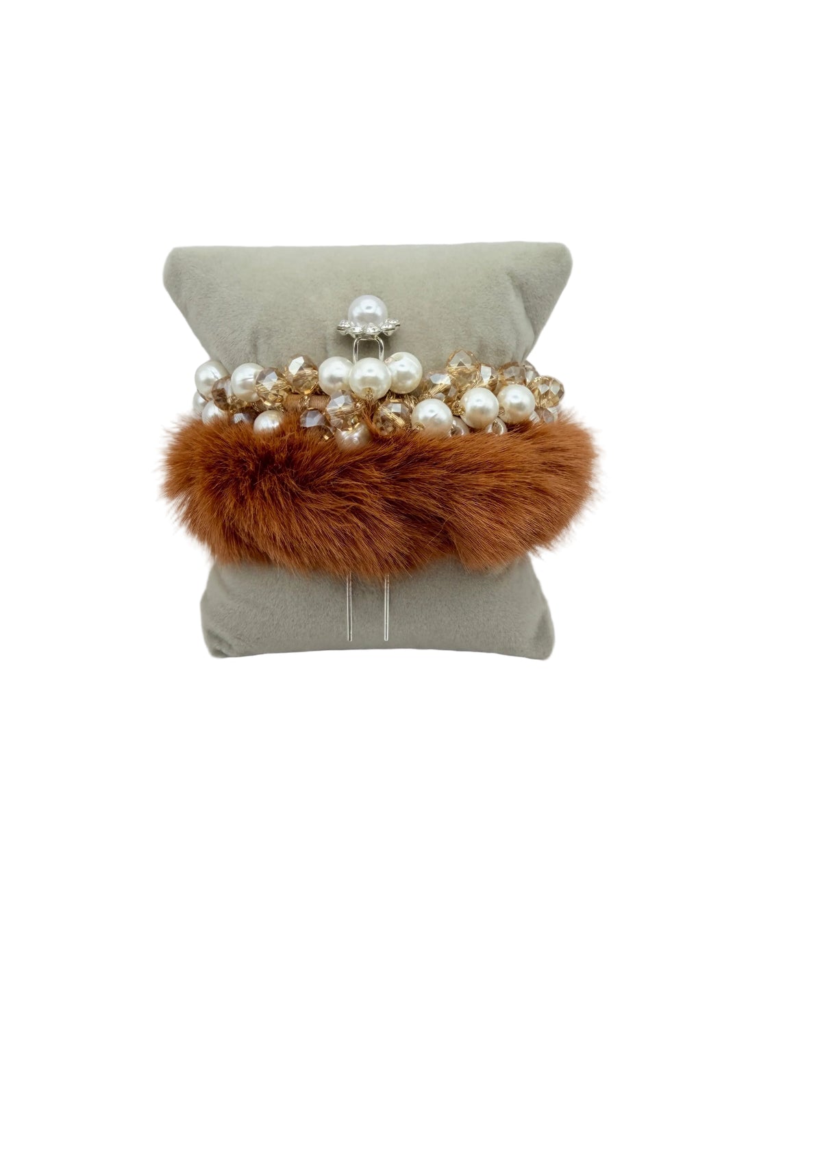 Chestnut and Pearls