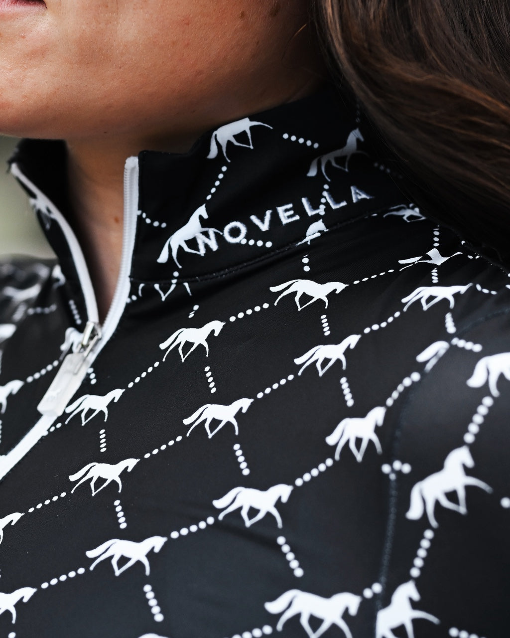 Novella Logo Sport Zip Sunshirt
