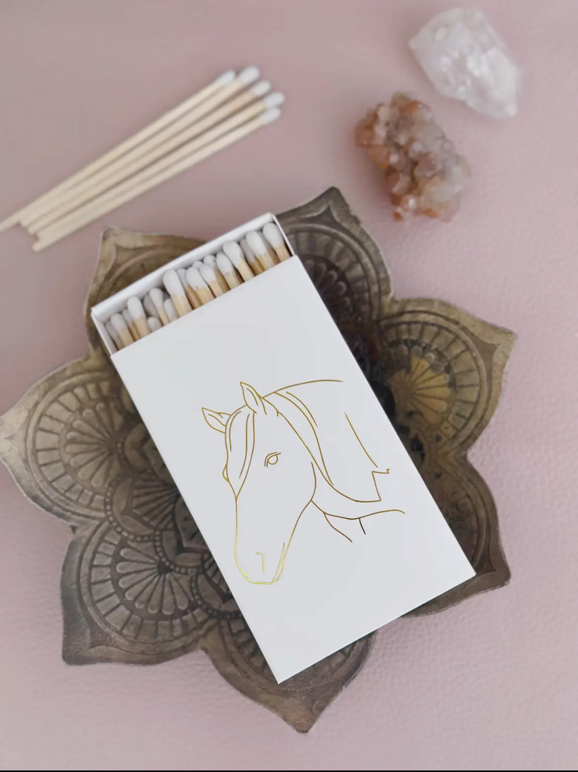 Stable Style White Oversized Horse Head Matches with Gold Foil