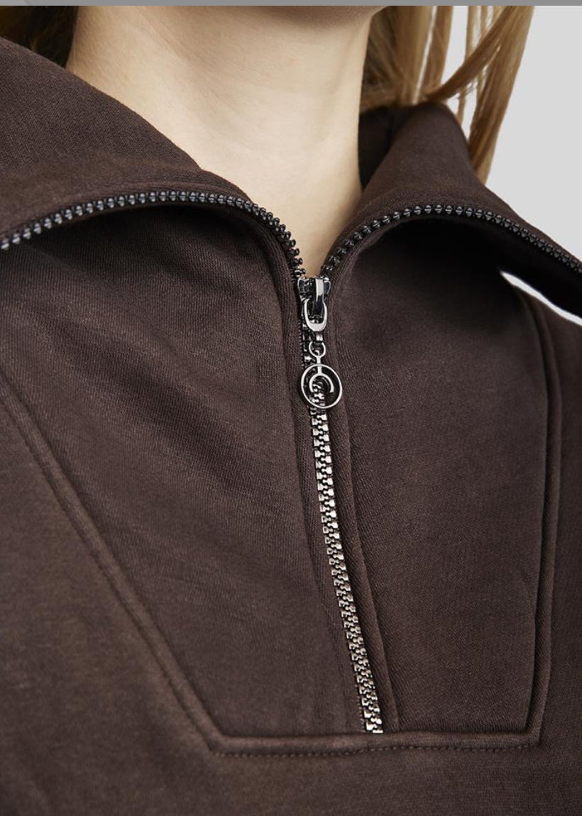 Montar MoElla Quarter Zip Sweatshirt