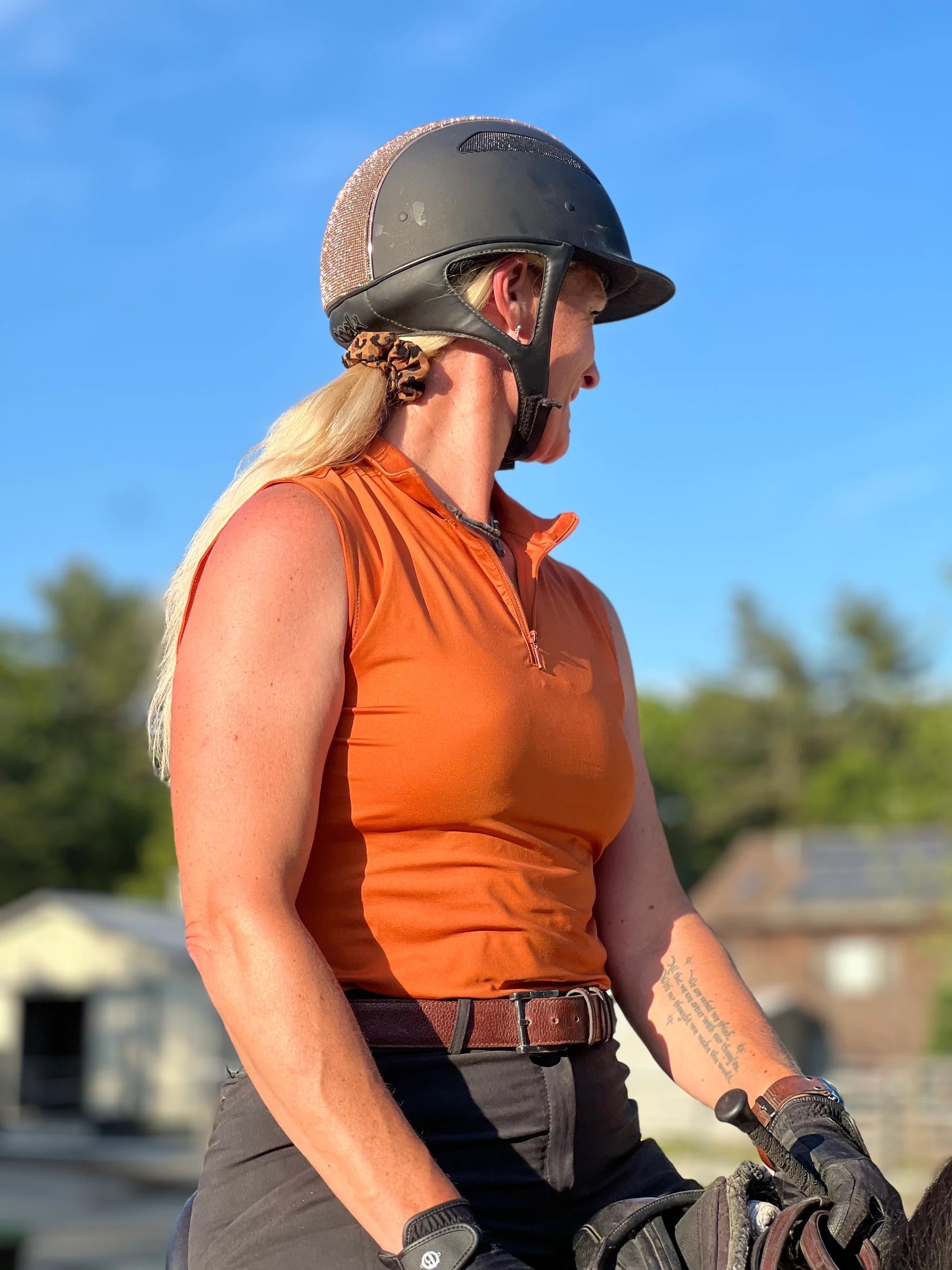 Deinhardt Designs Dock Rust Sleeveless Shirt